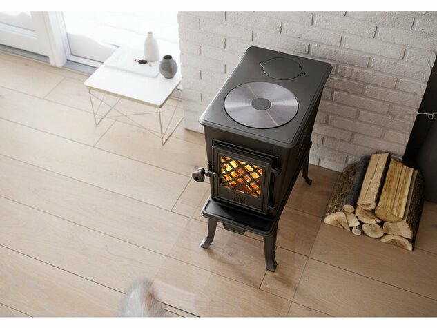 JOTUL F 602 ECO BP ČIERNY LAK